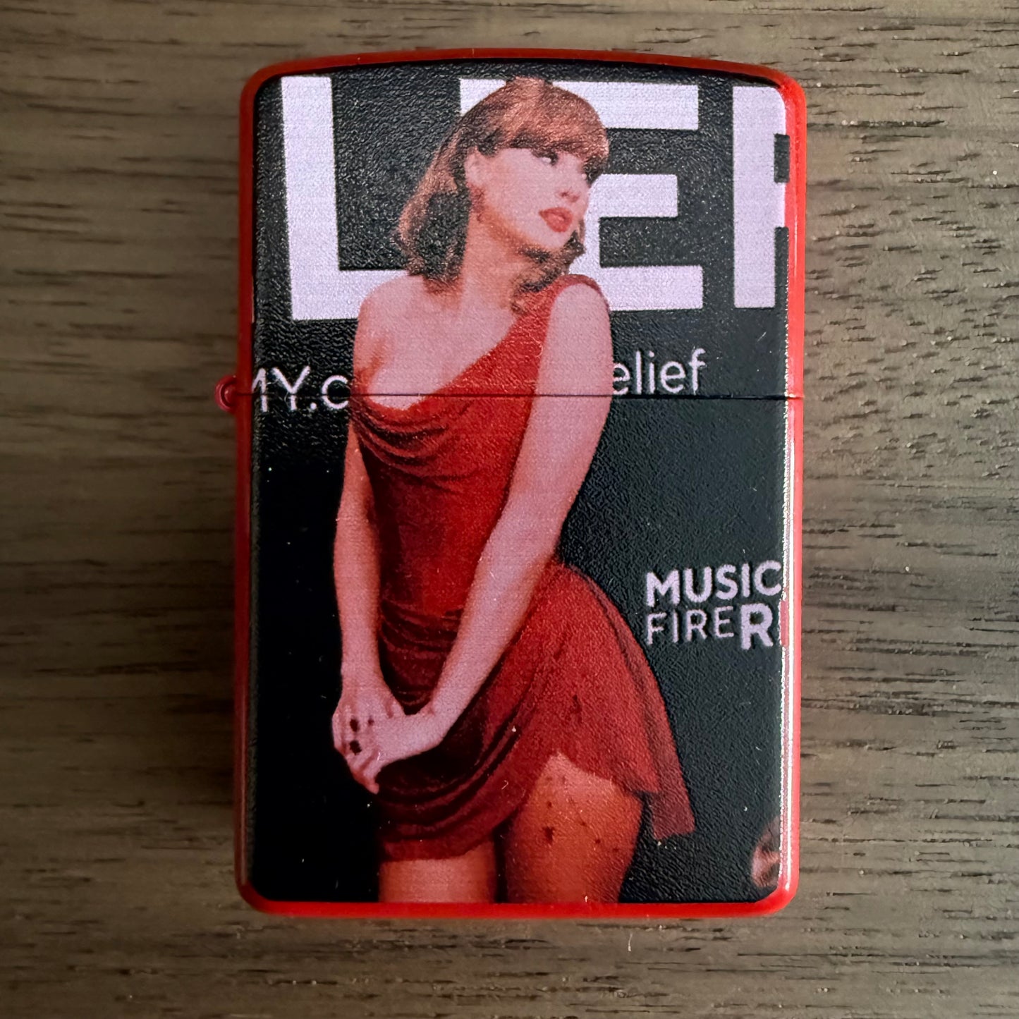 Swiftie Wind-Resistant Lighters