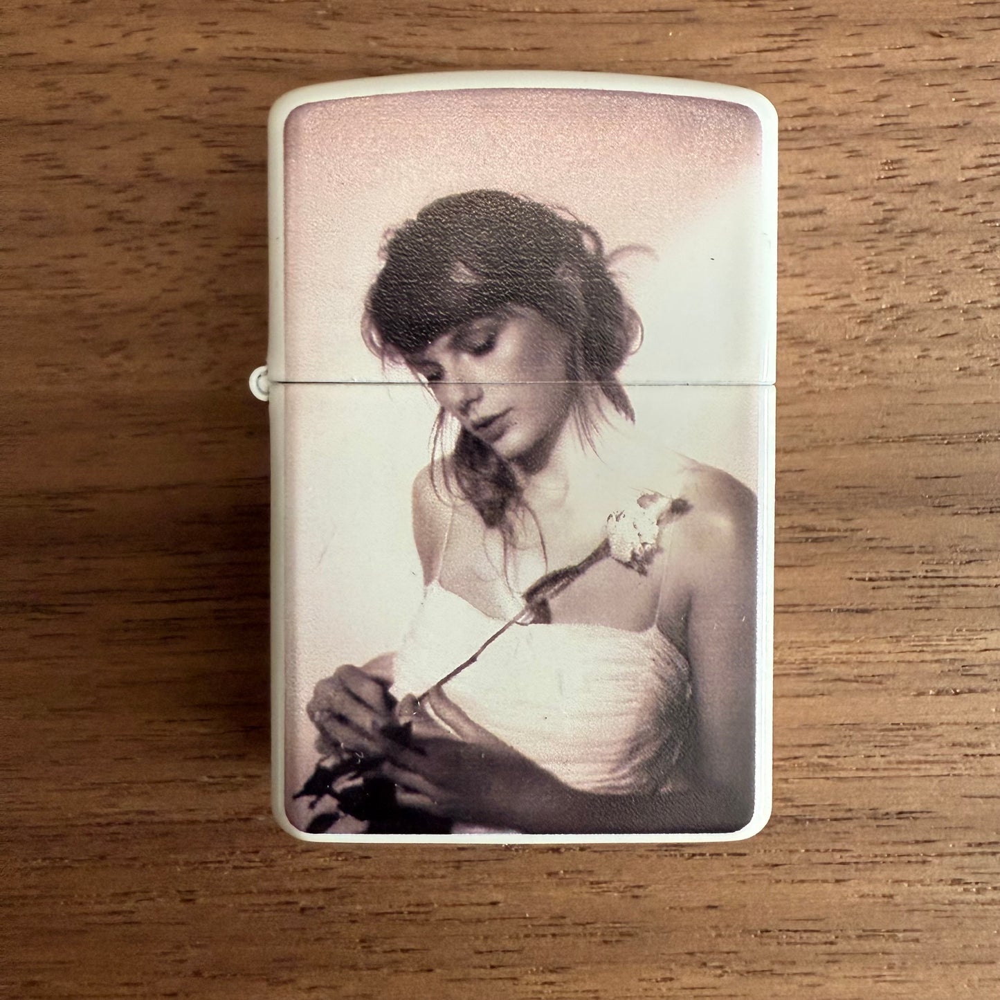 Swiftie Wind-Resistant Lighters