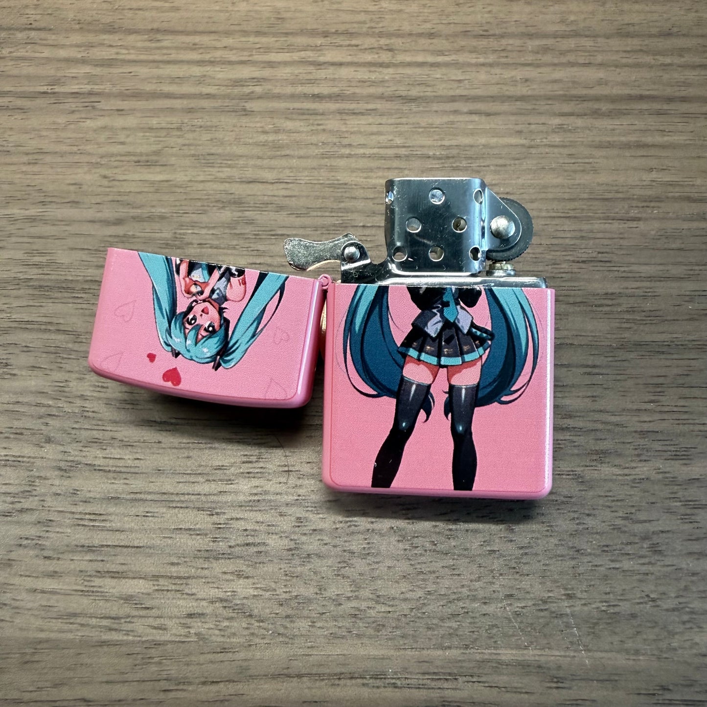 Miku Lighters