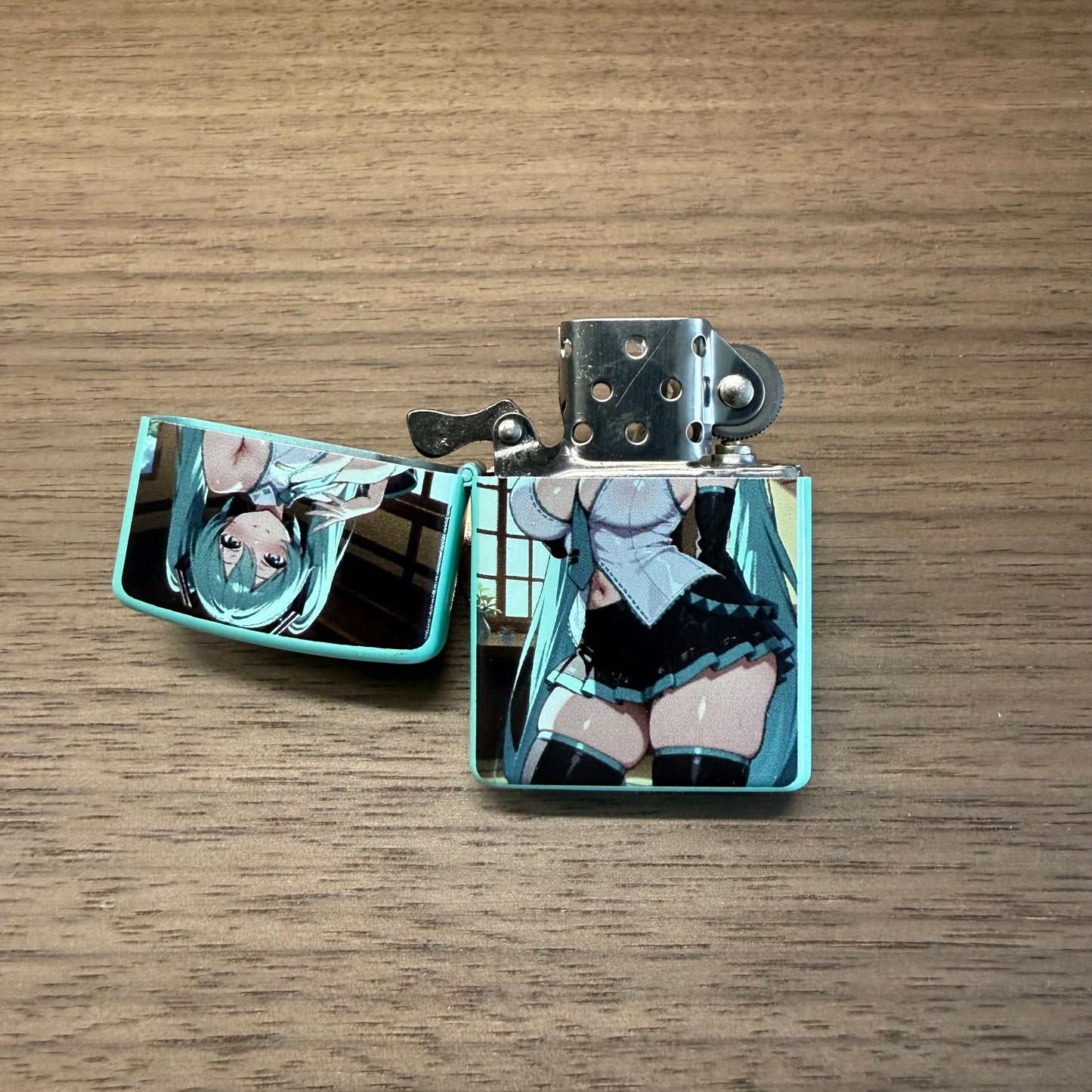 Miku Lighters
