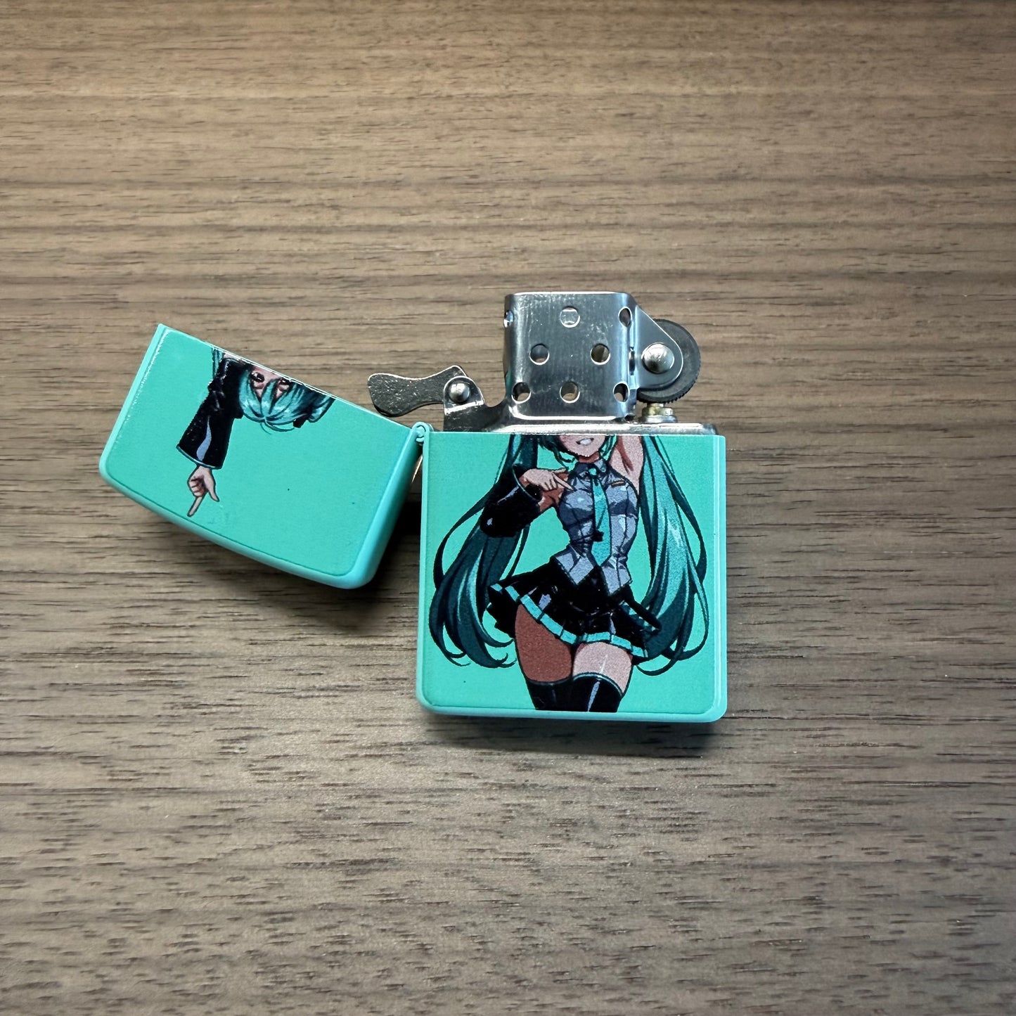 Miku Lighters