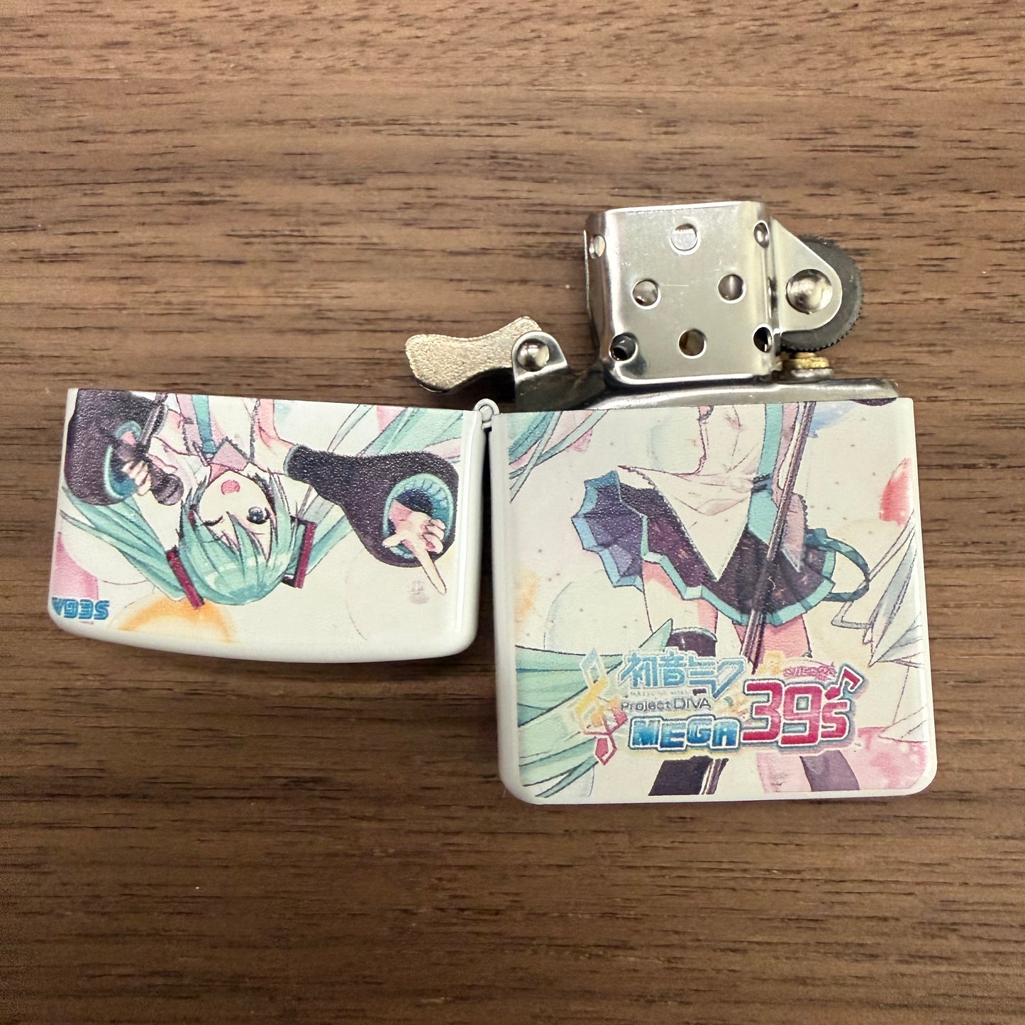 Miku Lighters